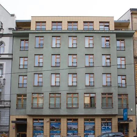 Jt's Francouzska Str. شقة